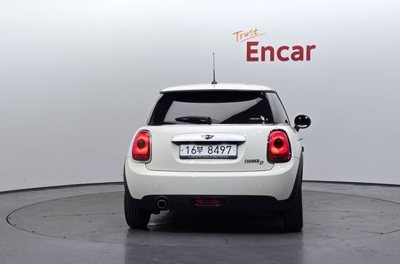 Mini Cooper Standard 3rd — пробег 66 861 км — фото 4 из 5