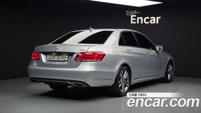 Mercedes-Benz E-Class E220 CDI Avantgarde — пробег 99 501 км — фото 2 из 5