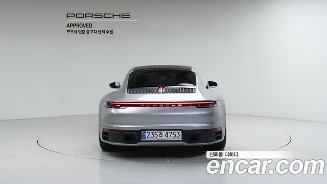 Porsche 911 Carrera — пробег 15 000 км — фото 4 из 5