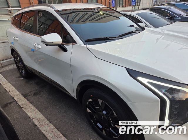 Kia Sportage HEV 1.6 2WD Noblesse — пробег 1 600 км — фото 3 из 5