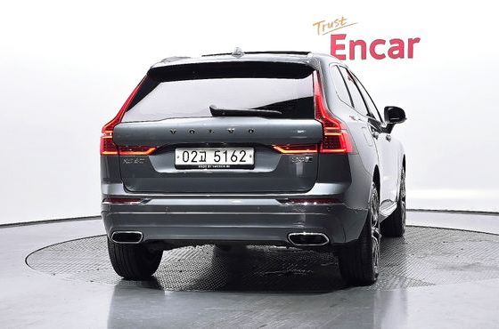 Volvo XC60 D4 Inscription — пробег 165 377 км — фото 4 из 5
