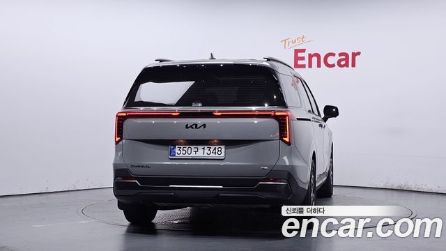 Kia Carnival 7-Seater Gravity — пробег 5 079 км — фото 4 из 5