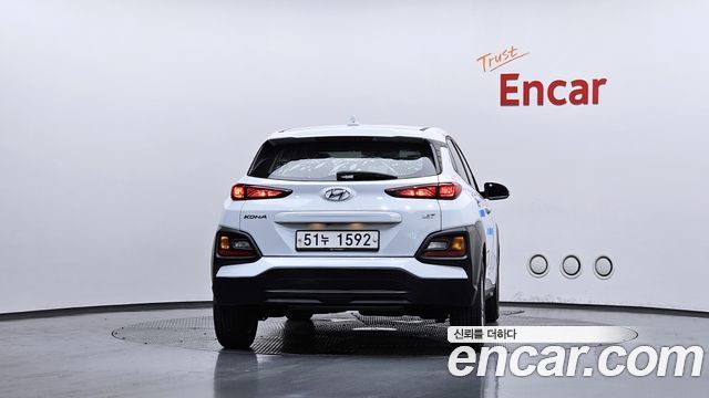 Hyundai Kona из Кореи Encar