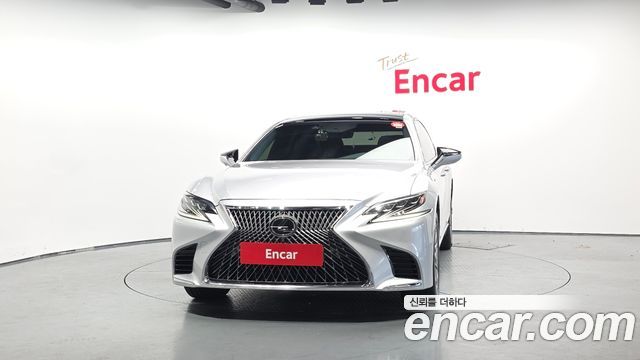 Lexus LS 3.5 Luxury AWD — пробег 143 546 км — фото 3 из 5