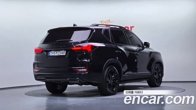 Ssangyong Rexton Diesel 2.2 4WD The Black — пробег 32 960 км — фото 2 из 5