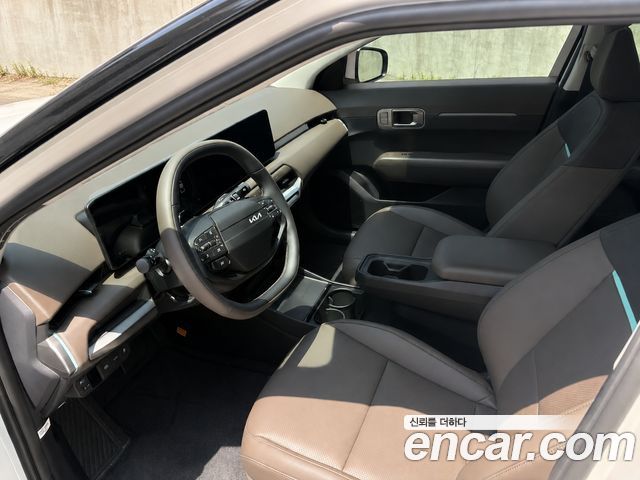 Kia EV4 Long Range 2WD Air — пробег 1 205 км — фото 3 из 5