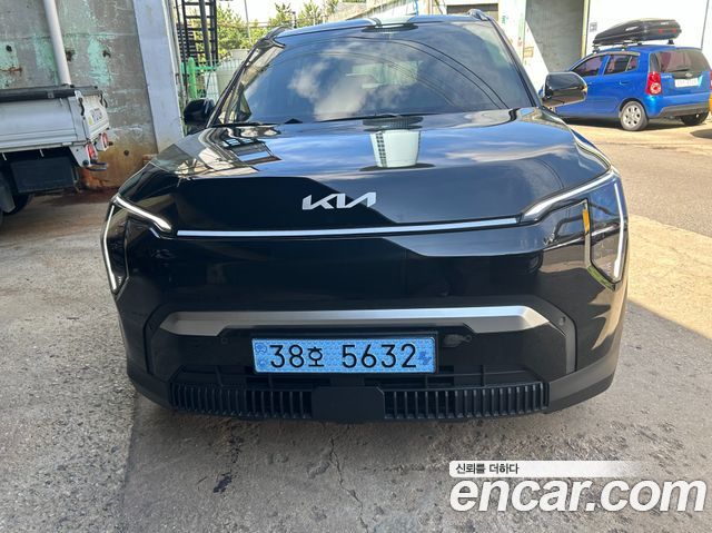 Kia EV3 Long Range 2WD AIr — пробег 17 580 км — фото 1 из 5