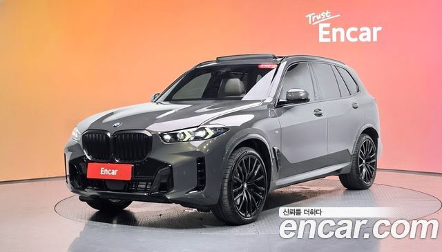 BMW X5 xDrive 40i M Sport Pro Special Edition — пробег 5 277 км — фото 1 из 5