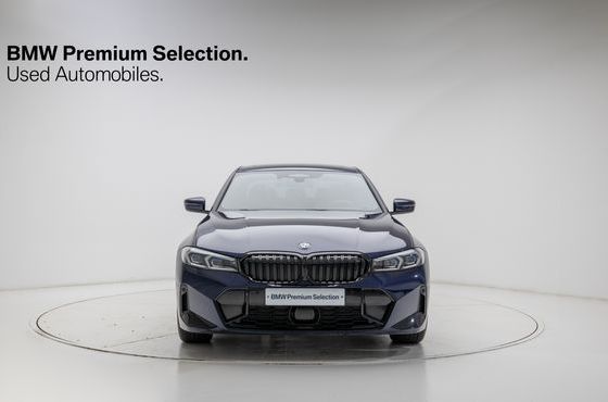 BMW 3-Series 320i M Sport — пробег 9 070 км — фото 3 из 5