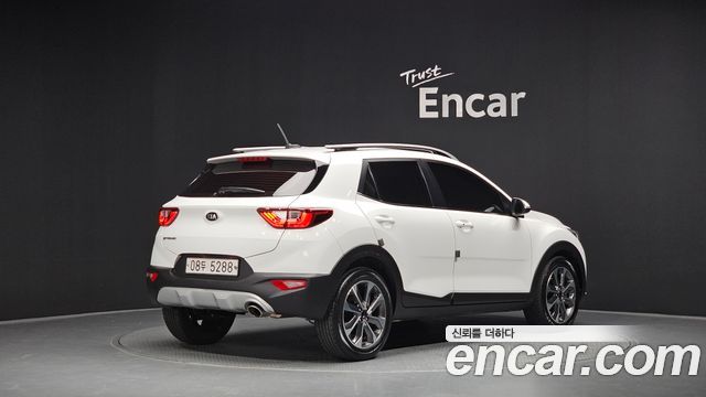 Kia Stonic Diesel 1.6 Prestige — пробег 64 544 км — фото 2 из 5