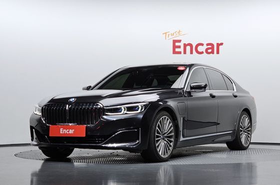 BMW 7-Series 745e iPerformance Design Pure Excellence — пробег 56 249 км — фото 1 из 5
