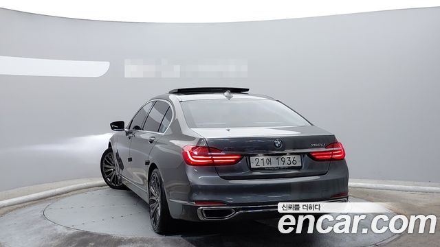 BMW 7-Series 750Li xDrive — пробег 90 423 км — фото 2 из 5