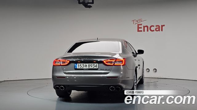 Maserati Quattroporte из Кореи Encar