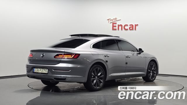 Volkswagen Arteon 2.0 TDI Prestige — пробег 58 761 км — фото 2 из 5
