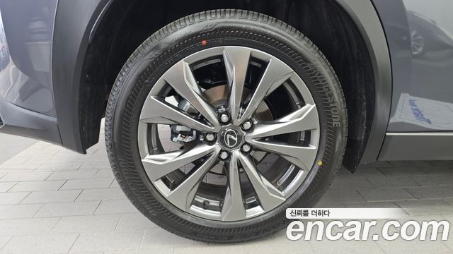 Lexus UX из Кореи Encar