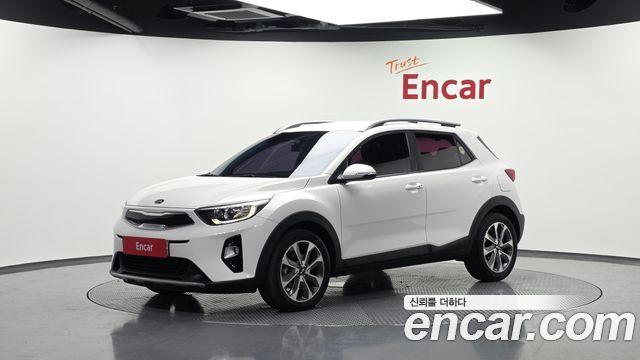 Kia Stonic из Кореи Encar