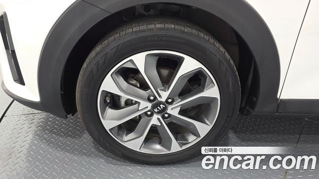 Kia Stonic из Кореи Encar