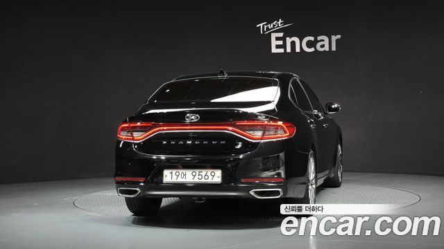 Hyundai Grandeur из Кореи Encar