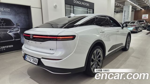 Toyota Crown из Кореи Encar