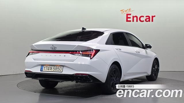 Hyundai AVANTE из Кореи Encar