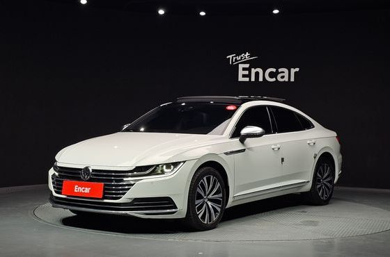 Volkswagen Arteon 2.0 TDI Premium — пробег 74 600 км — фото 1 из 5