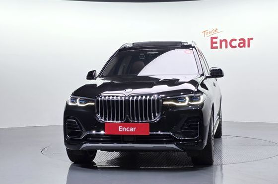 BMW X7 xDrive 40d Design Pure Excellence 7-Seater — пробег 88 392 км — фото 3 из 5