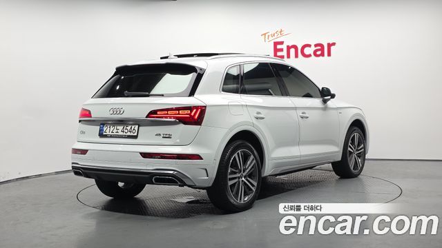Audi Q5 45 TFSI Quattro Premium — пробег 32 148 км — фото 2 из 5