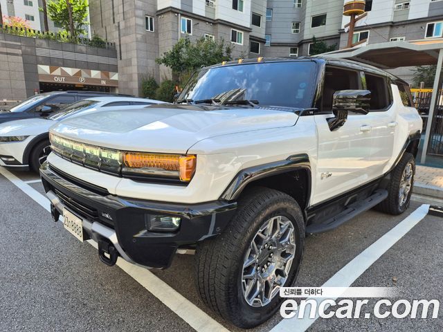 GMC Hummer EV e4WD — пробег 3 500 км — фото 1 из 5