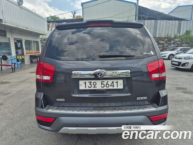 Kia Mohave Diesel 3.0 4WD President — пробег 130 000 км — фото 3 из 5