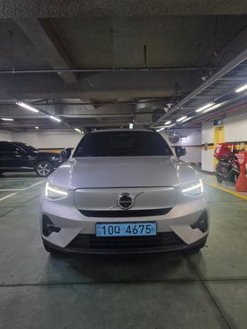 Volvo XC40 Twin Ultimate — пробег 12 700 км — фото 3 из 5