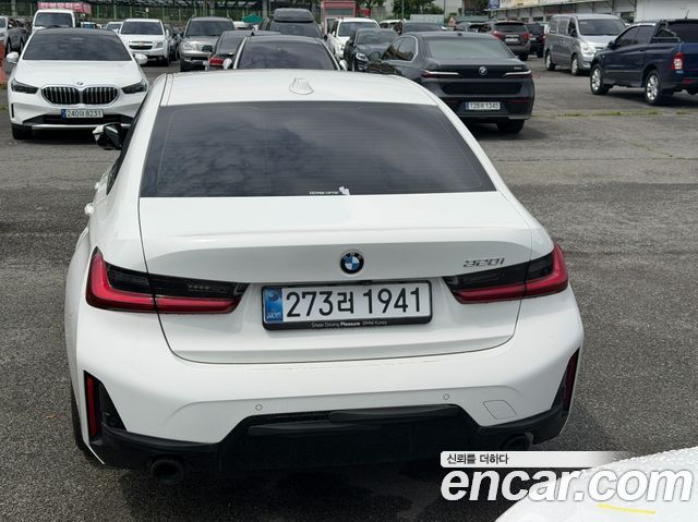 BMW 3-Series 320i M Sport — пробег 18 400 км — фото 4 из 5