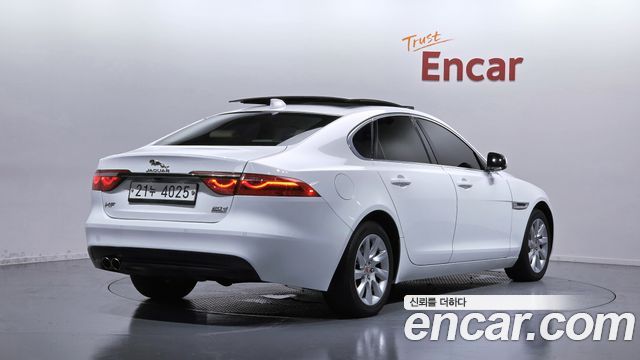 Jaguar XF из Кореи Encar