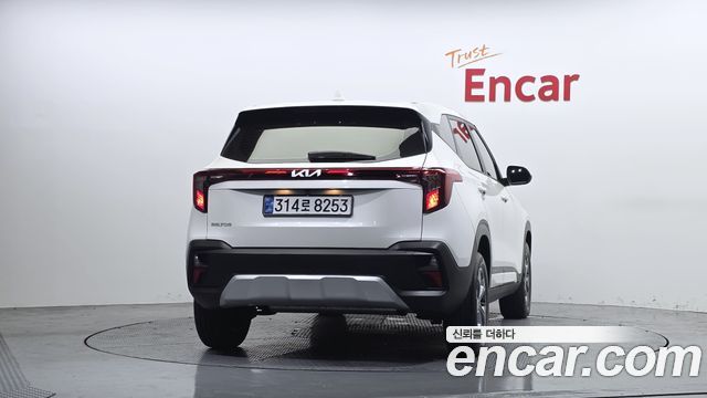 Kia Seltos из Кореи Encar