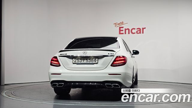Mercedes-Benz E-Class из Кореи Encar