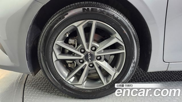 Kia K3 из Кореи Encar