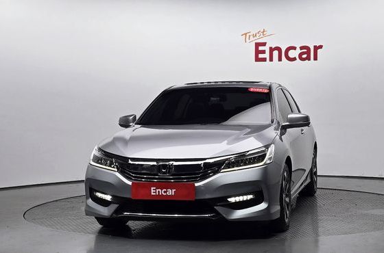 Honda Accord 2.4 9th — пробег 137 290 км — фото 3 из 5
