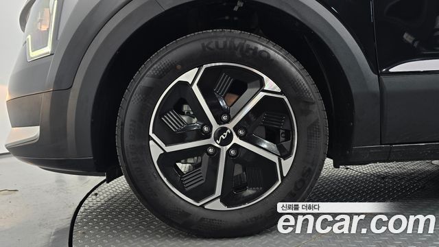 Kia Niro Trendy — пробег 17 142 км — фото 5 из 5