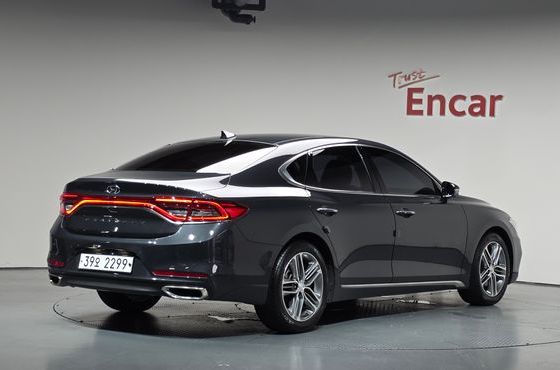 Hyundai Grandeur 2.4 Premium Special — пробег 22 228 км — фото 2 из 5