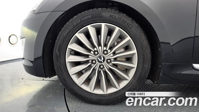 Hyundai Equus из Кореи Encar