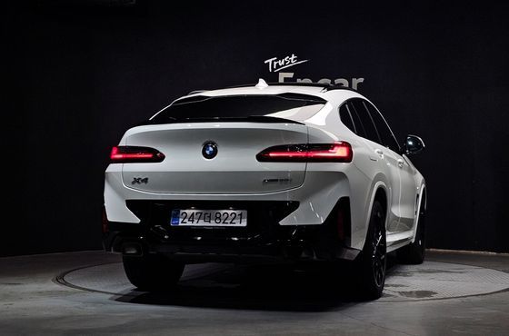 BMW X4 xDrive20i M Sport Pro Special Edition — пробег 11 177 км — фото 4 из 5