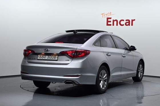 Hyundai Sonata LPI Premium — пробег 195 714 км — фото 2 из 5