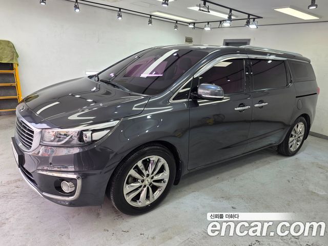 Kia Carnival Gasoline 9-seater Noblesse — пробег 10 720 км — фото 3 из 5