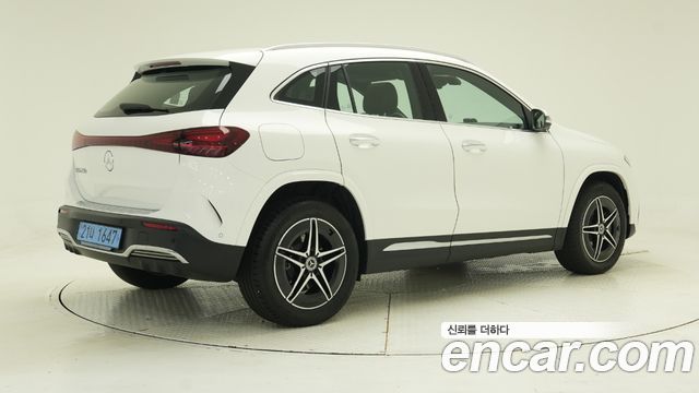 Mercedes-Benz EQA EQA250 AMG Line — пробег 4 736 км — фото 2 из 5