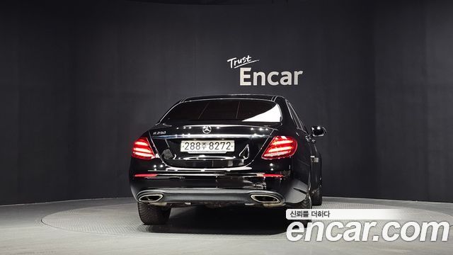 Mercedes-Benz E-Class из Кореи Encar