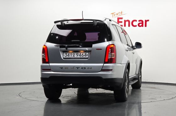 Ssangyong Rexton 2.2 4WD RX7 Prestige — пробег 89 064 км — фото 4 из 5