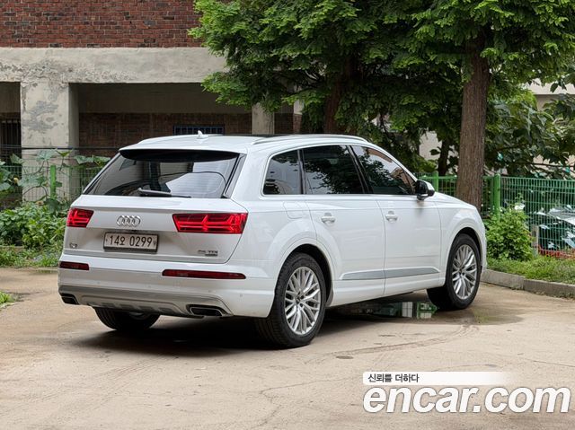 Audi Q7 45 TDI Quattro Sport — пробег 169 900 км — фото 3 из 5
