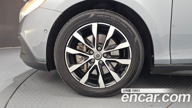 Volvo V40 из Кореи Encar