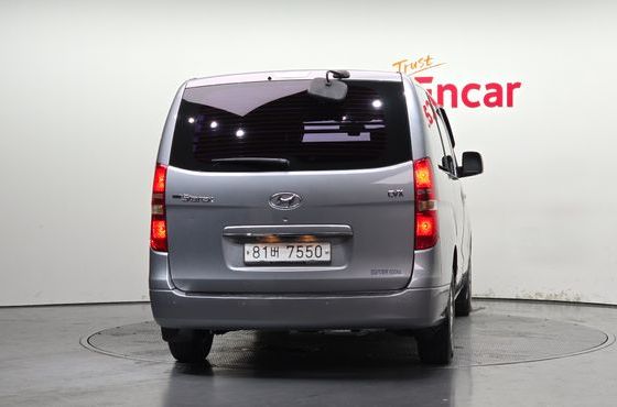 Hyundai Starex 5-Seater VAN CVX Luxury — пробег 162 365 км — фото 4 из 5