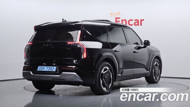 Kia EV9 из Кореи Encar
