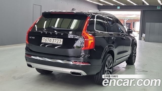 Volvo XC90 T6 Inscription — пробег 125 000 км — фото 2 из 5